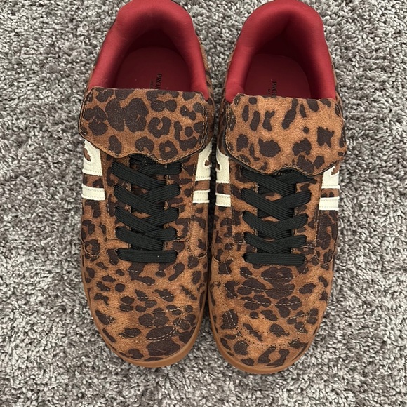 Leopard Print Women's Sneakers - Picture 2 of 6